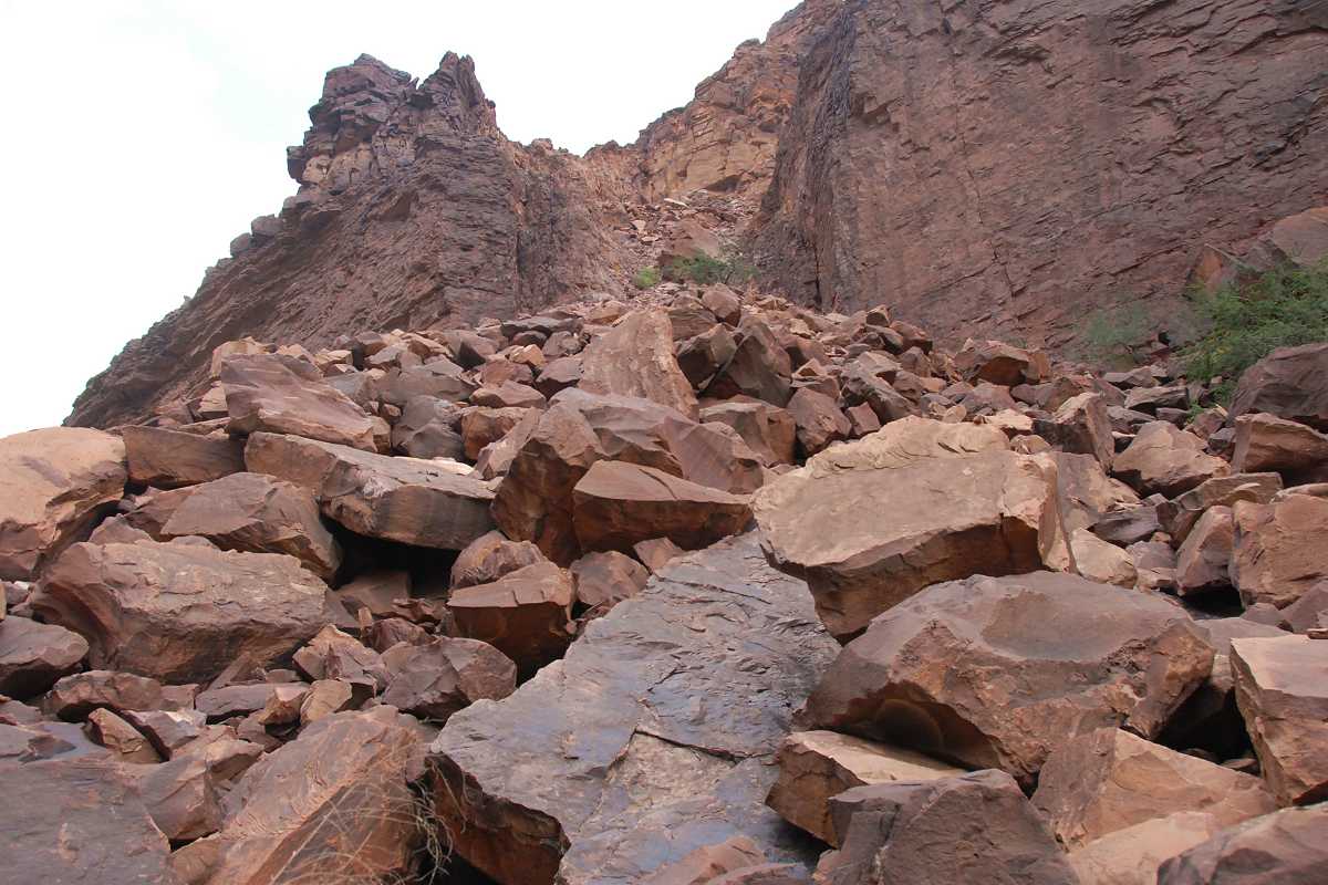 Papago rock slide - Escalante Trail, Grand Canyon, Arizona.